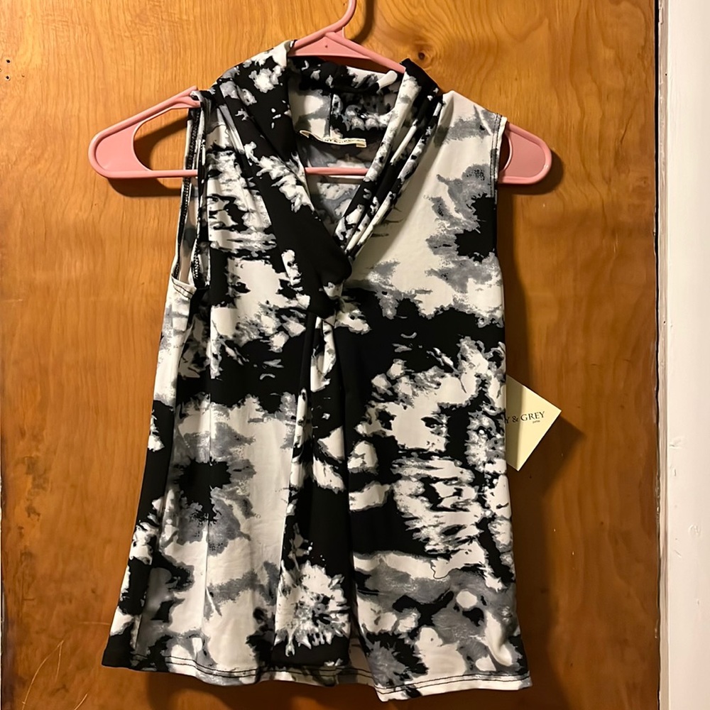 Tiffany & grey S blouse